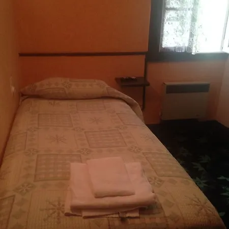 De Geneve 2* Lourdes