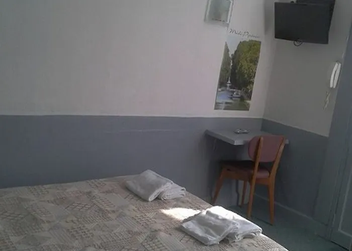 De Geneve Hotel Lourdes