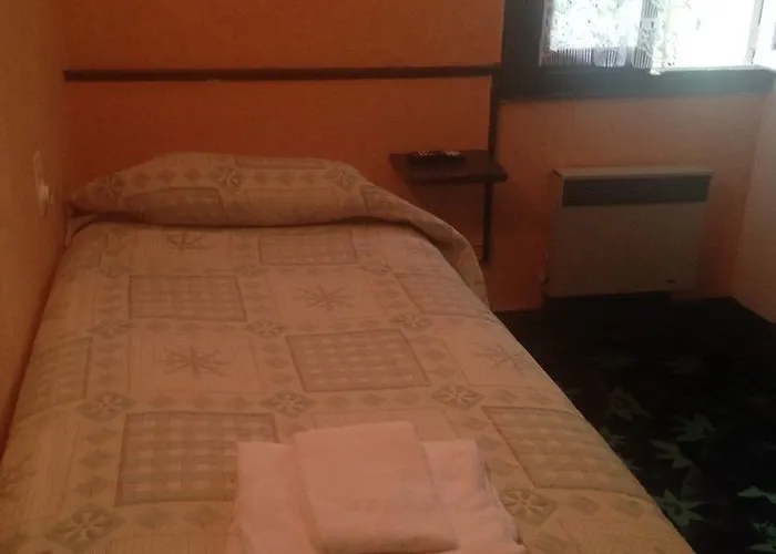 De Geneve 2* Lourdes