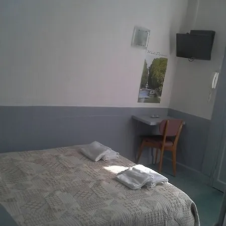 De Geneve 호텔 루르드